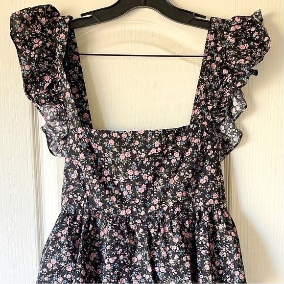 Selkie Garden Song Weekender Floral Ruffle Jumpsuit Black Pink Large NWT - Picture 4 of 8